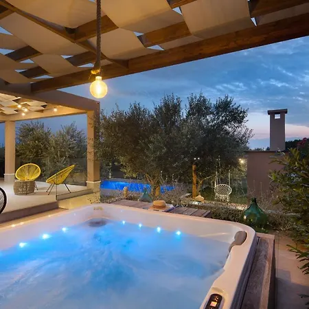 Stanzietta Novigrad For 10 At Olive Orchard Villa Novigrad (Istria)